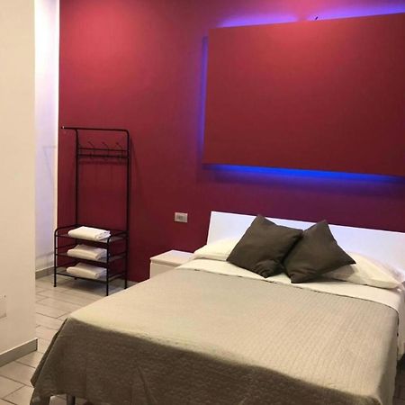 B&B Rial Naples Luaran gambar