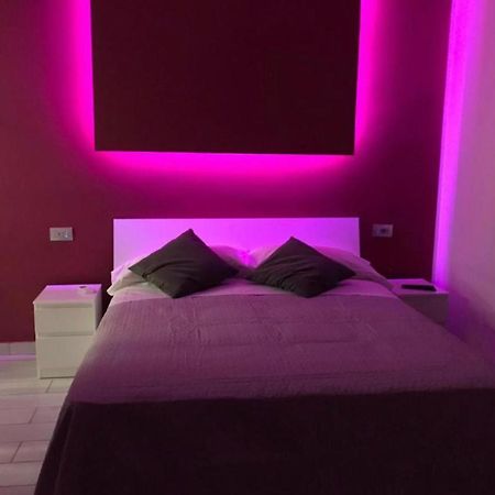 B&B Rial Naples Luaran gambar