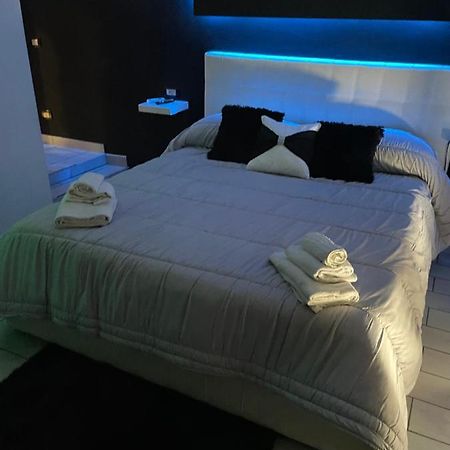 B&B Rial Naples Luaran gambar