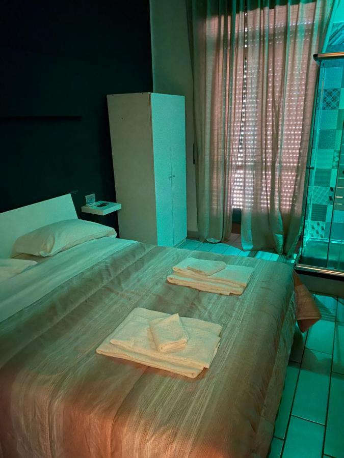 B&B Rial Naples Luaran gambar