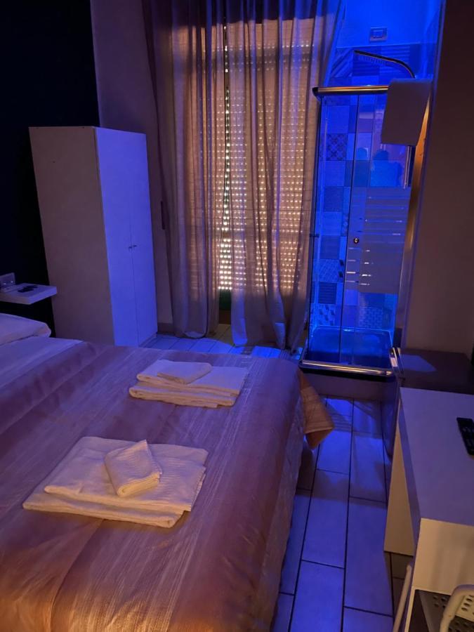 B&B Rial Naples Luaran gambar