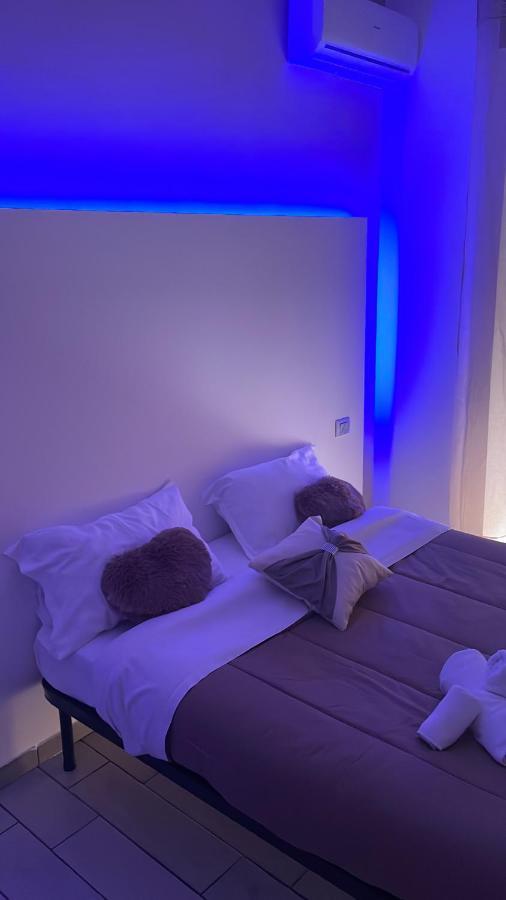 B&B Rial Naples Luaran gambar
